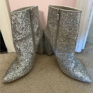 Shoe Dazzle Silver Glitter Ankle Boots- Size 8